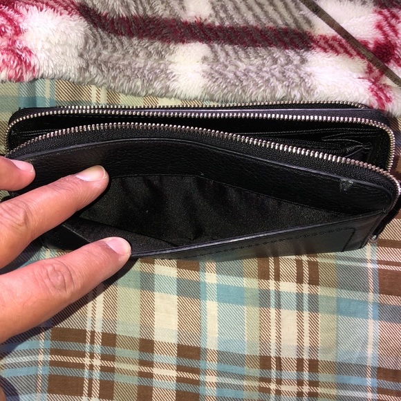 Coach Leather Clutch Wristlet // Bad Zipper - Picture 5 of 10